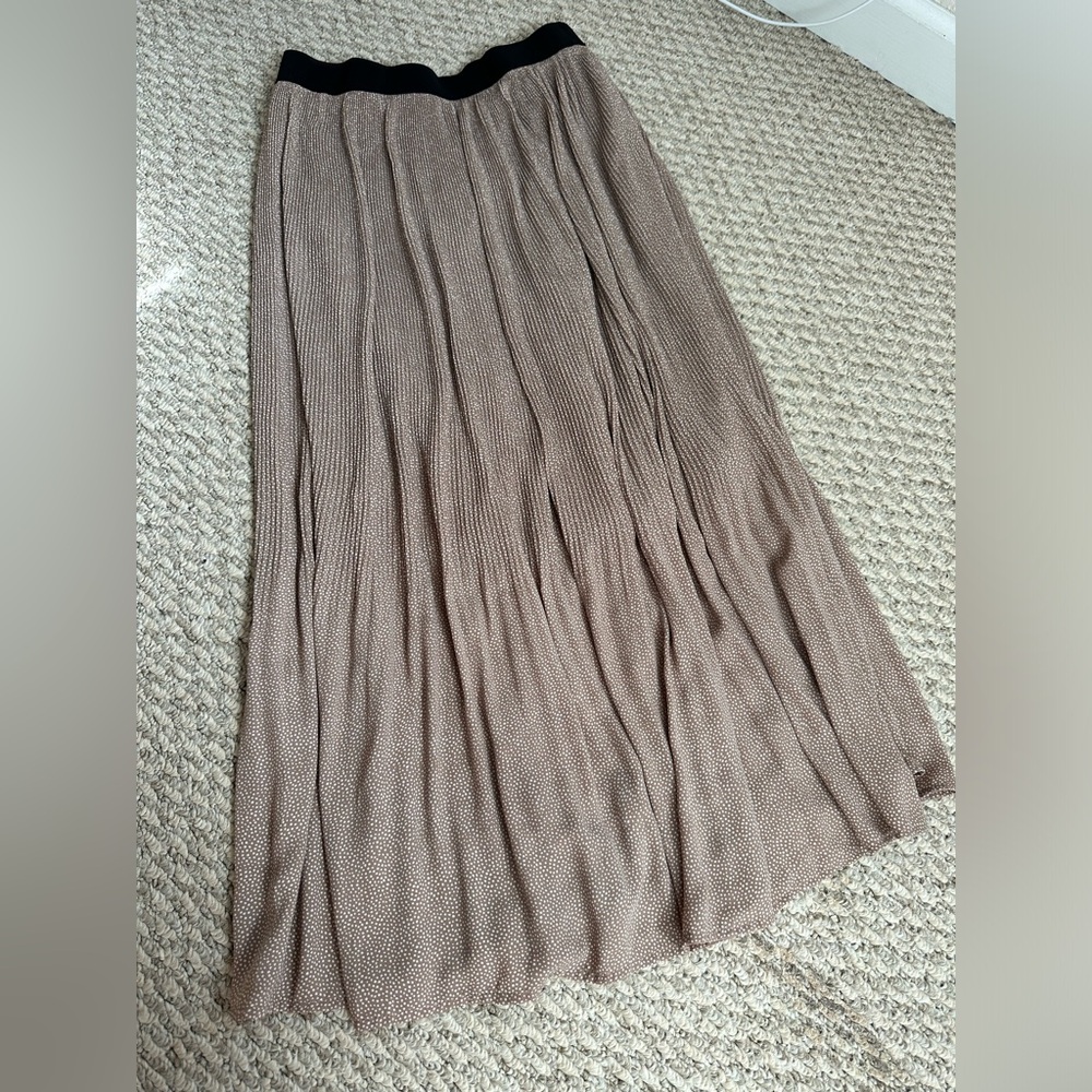 Adrianna Papell Black and Tan Midi Skirt